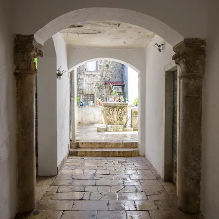 Bartul Apartman Trogir